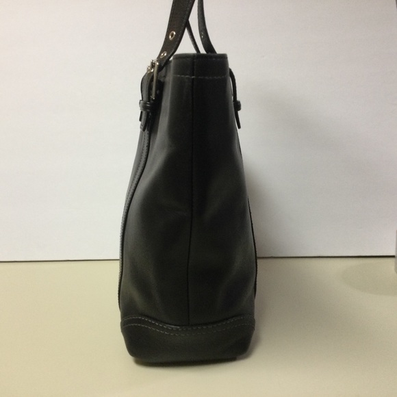 Coach Leather Hampton Bag - Picture 8 of 11